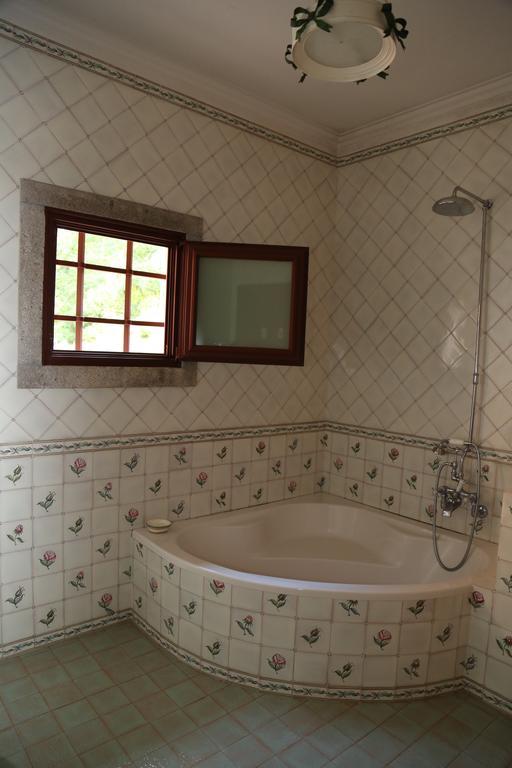 Quinta Dos Castanheiros Bed And Breakfast Ponte de Lima Phòng bức ảnh