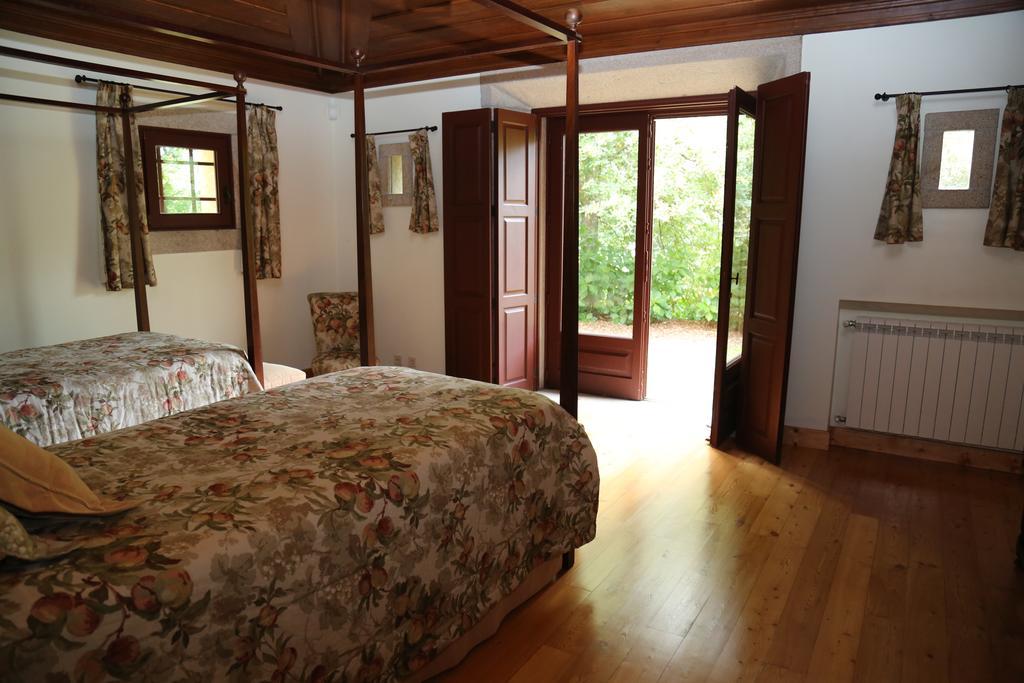 Quinta Dos Castanheiros Bed And Breakfast Ponte de Lima Phòng bức ảnh